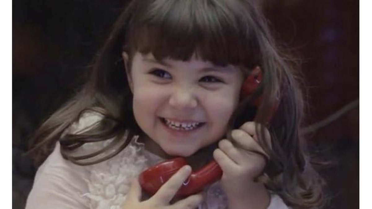 Imagem Crianças conversam com seus personagens favoritos em um ‘telefone mágico’