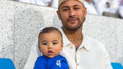 Neymar da mini Lamborghini de presente para filha - (Foto: Reprodução/ Instagram)