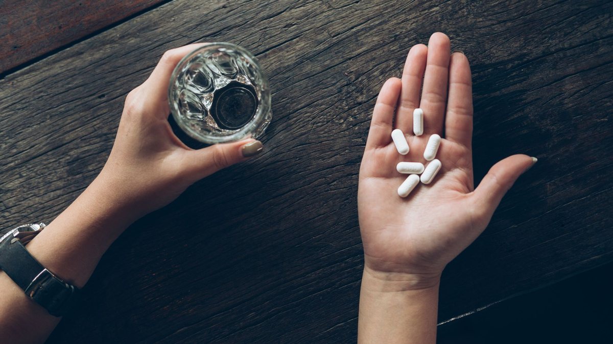 O uso de medicamentos para dormir pode favorecer o surgimento de demência - (Foto: Getty Images)