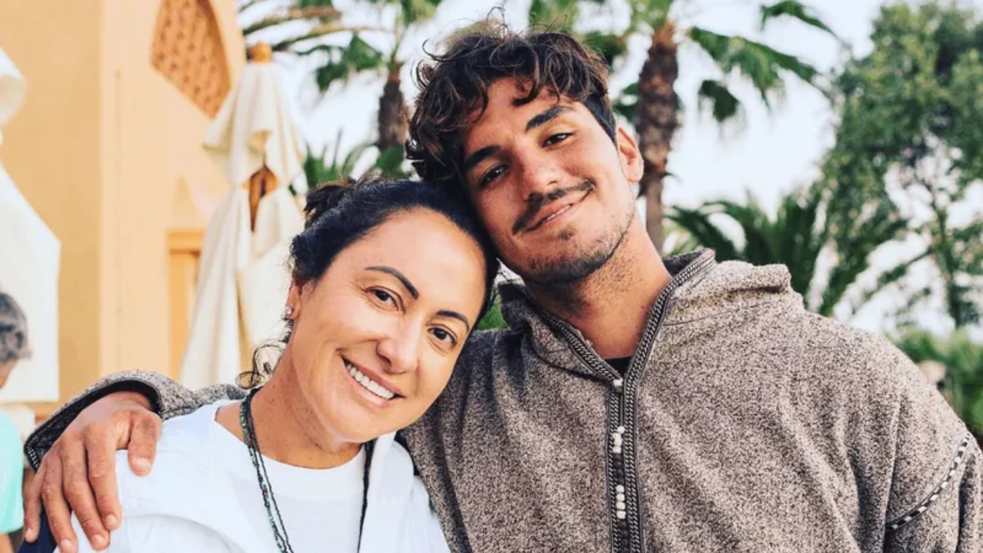 Gabriel Medina e Mãe