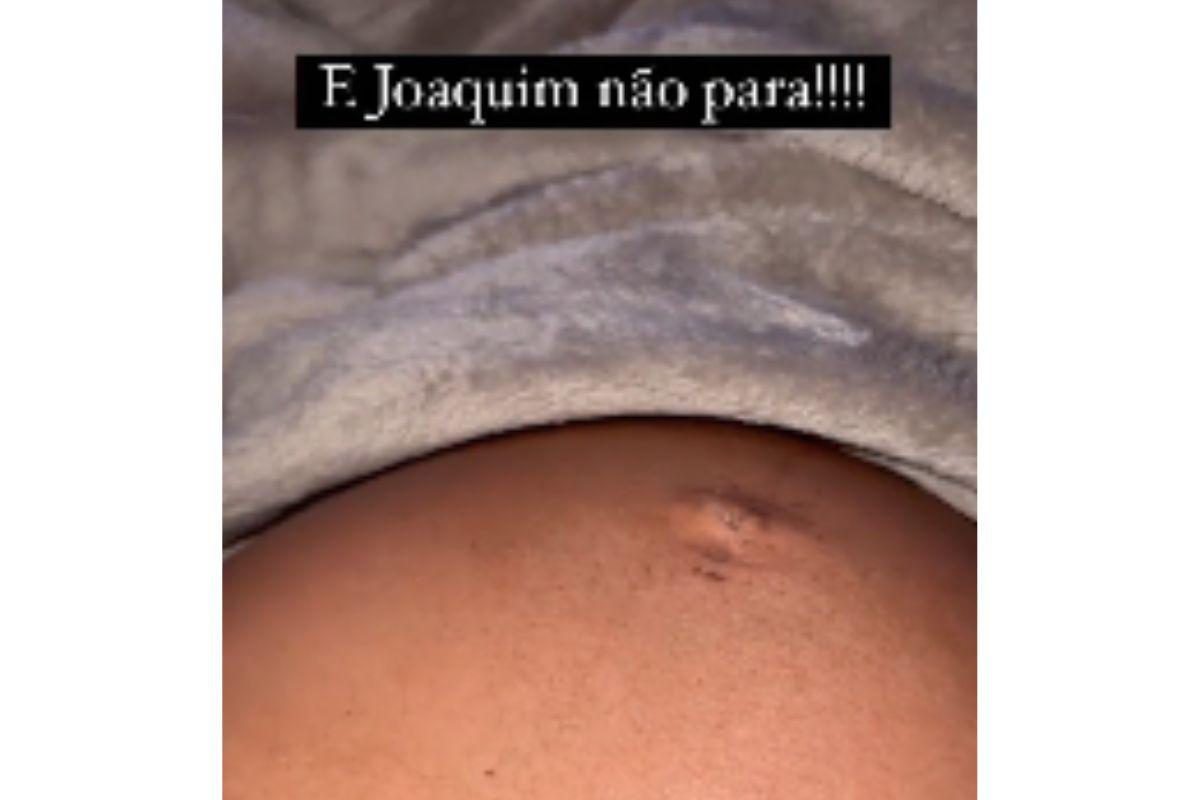 Viviane Araújo compartilha vídeo do filho agitado na barriga: “Não para”