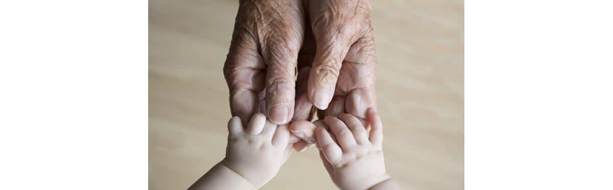 Atrás de uma equilibrista há generosos avós