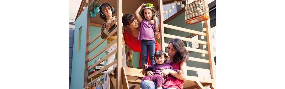 Lugar de pai é fora de casa