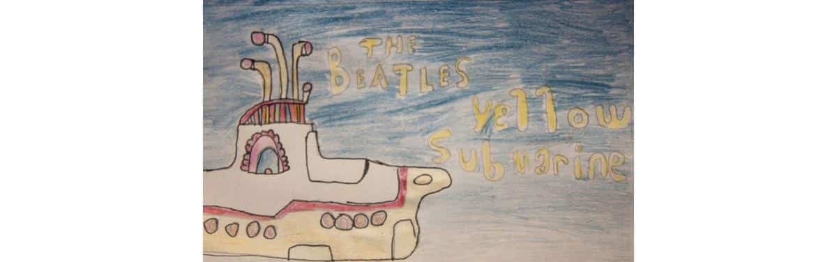 Crianças desenham capa de discos famosos