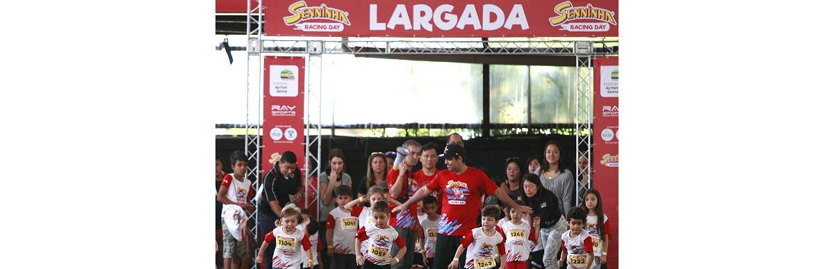 Corrida animada! Senninha Racing Day fez as crianças pirarem