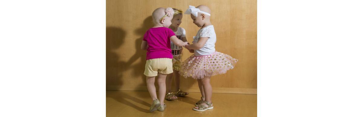 Elas tinham apenas de 2 a 3 anos na época em que foram diagnosticadas