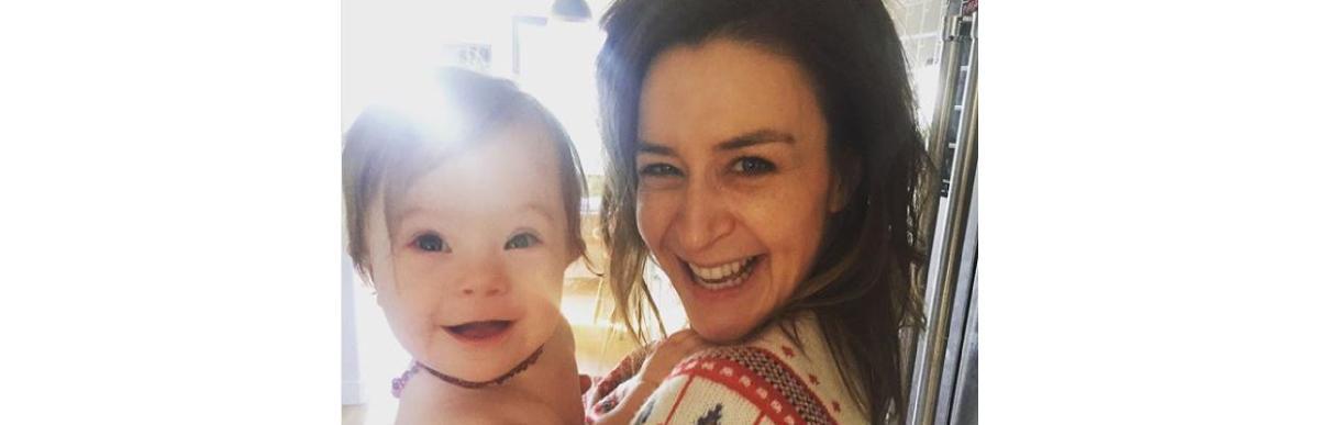 Caterina Scorsone é mãe de Paloma Michaela, de quase dois anos