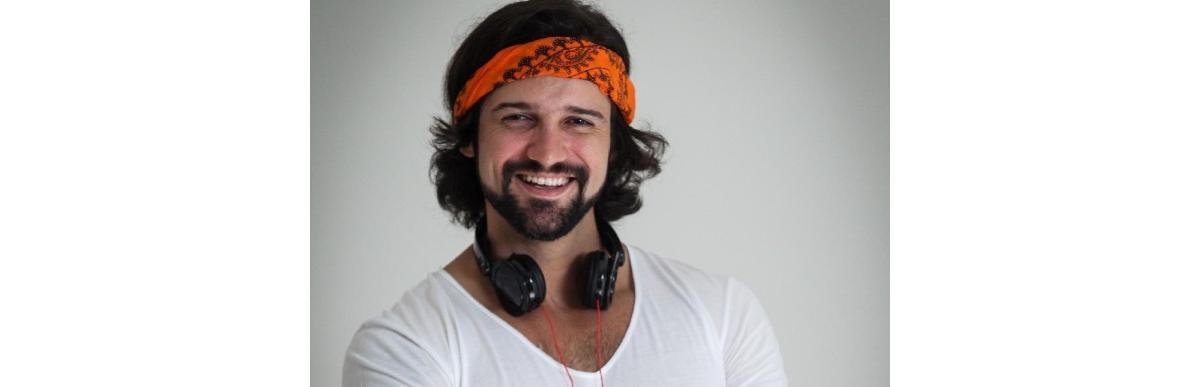 Ex-BBB, Fernando Justin, acusado de largar os filhos