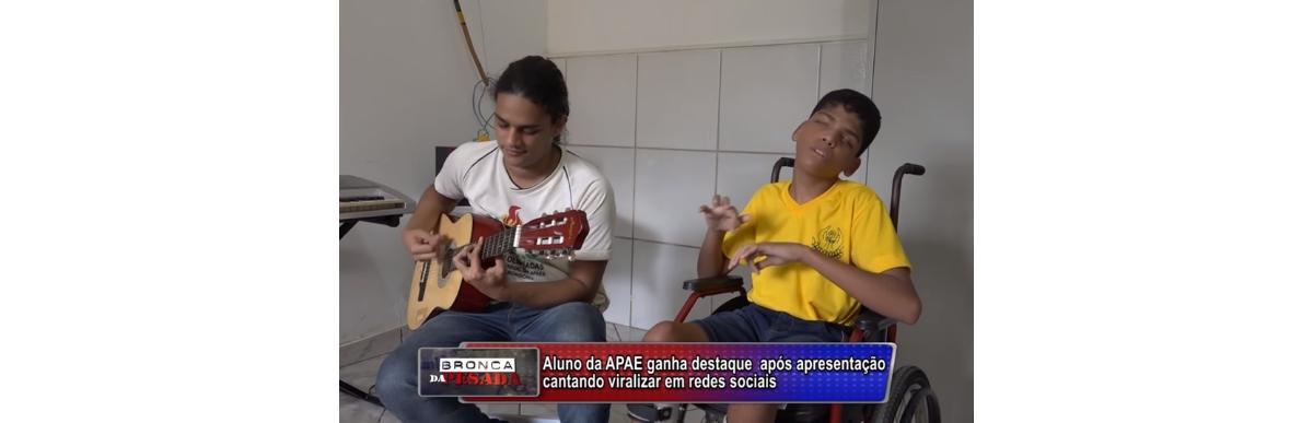 Menino com deficiência emociona ao cantar música do Dj Alok