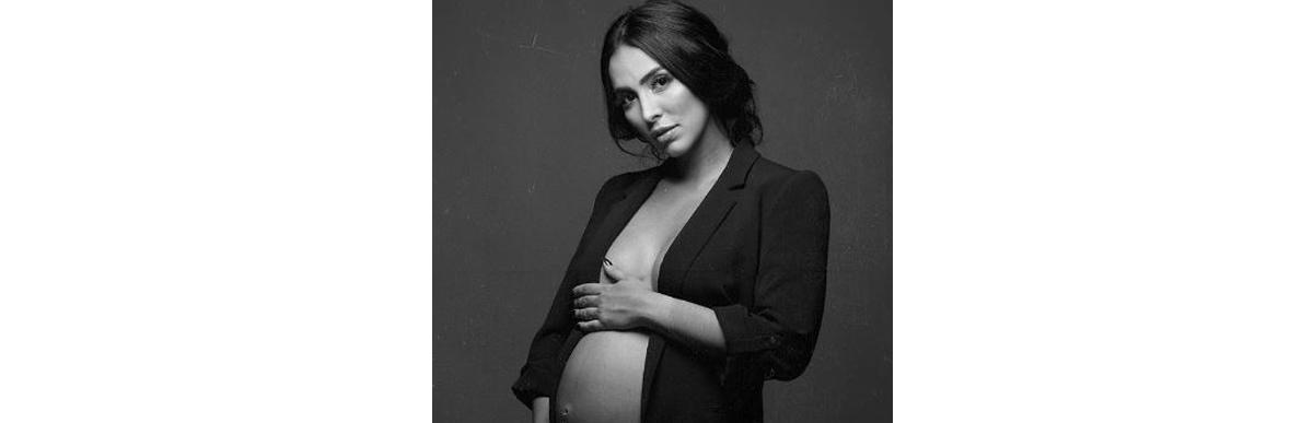 Jade Seba faz ensaio nu e mostra que filho pode nascer a qualquer momento 