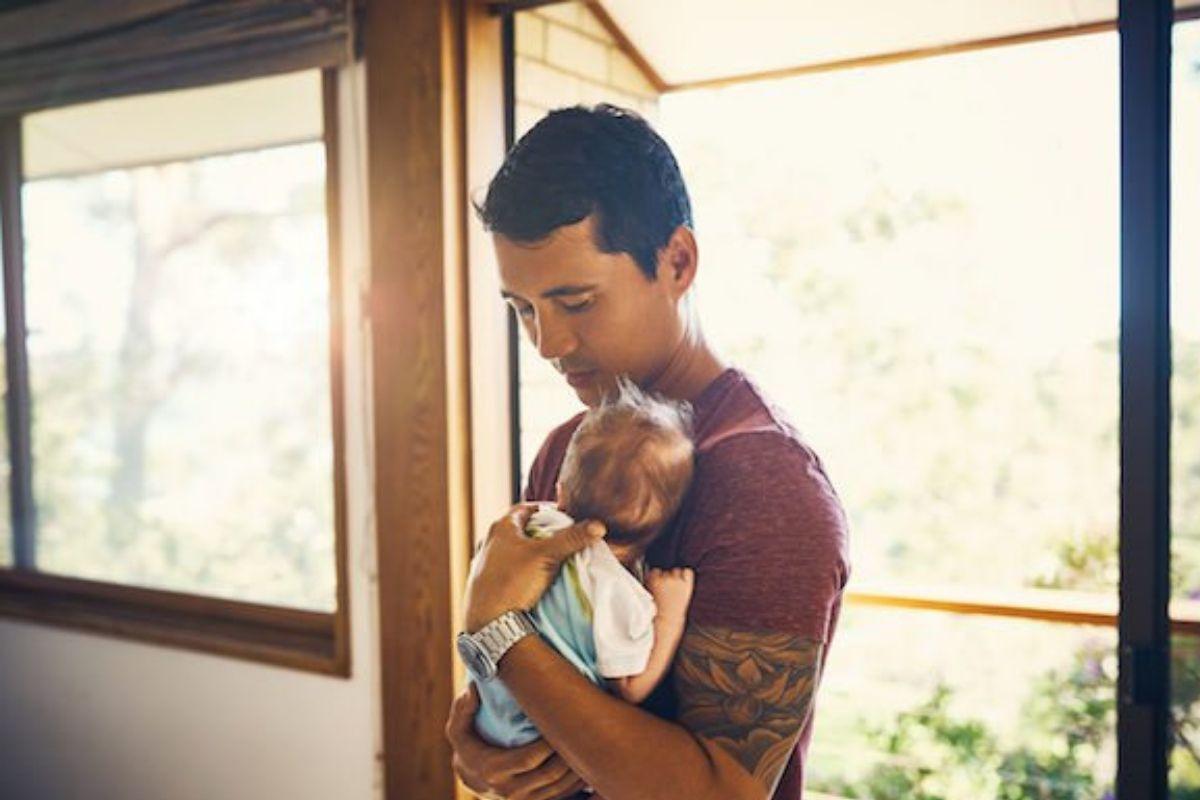 Pai que não queria ter filhos desabafa: “Quando olho para ele, não sinto amor”