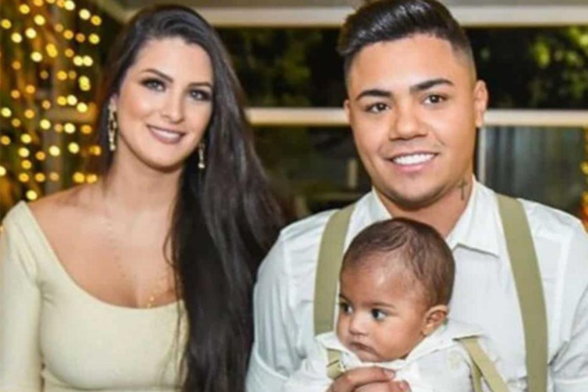 Carol e Felipe com o filho Miguel