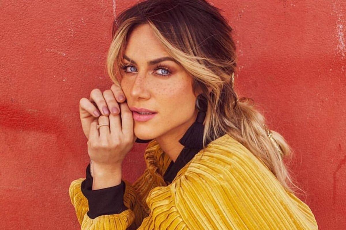Giovanna Ewbank chora ao falar sobre diferença de criação que seu bebê terá em relação a Titi e Bless