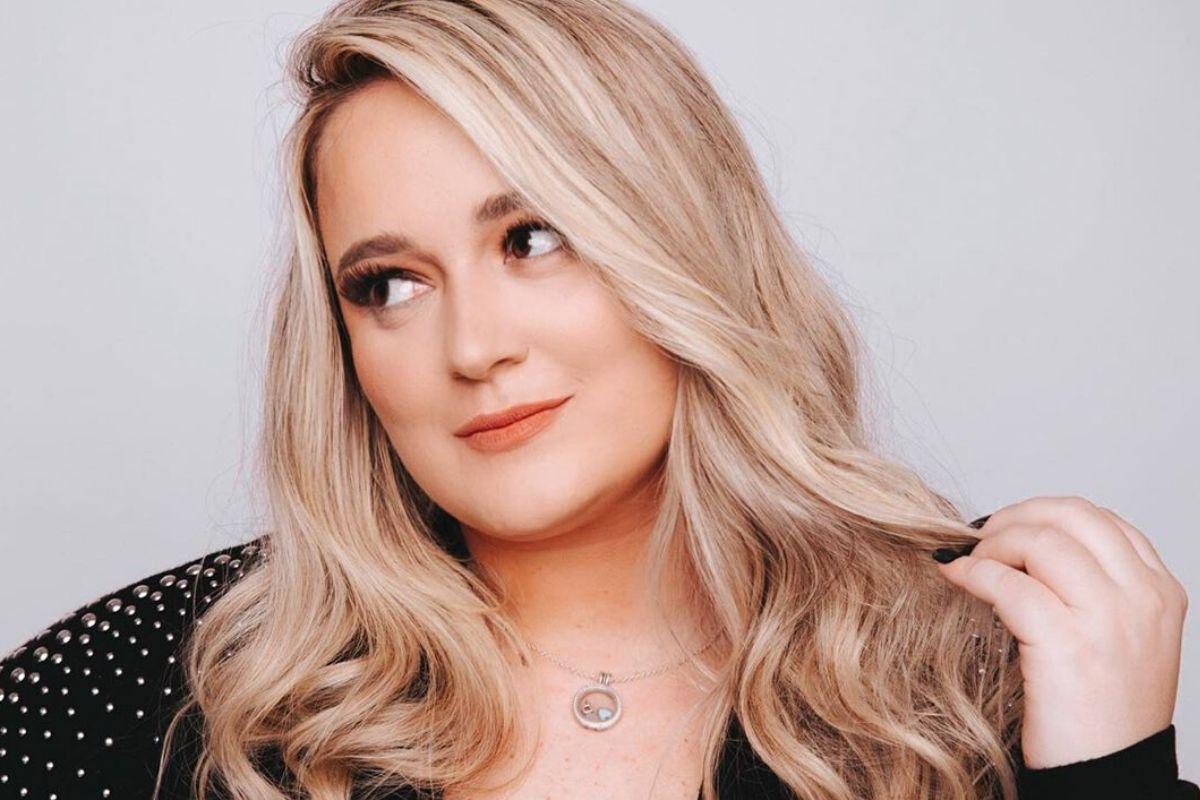 Isabela Freitas faz comentário polêmico e divide opiniões na internet: “Não existe mãe de pet”