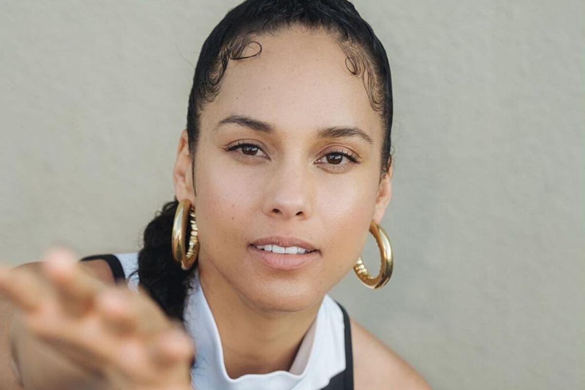 Ela mostrou a carta que escreveu para o pai aos 14 anos de idade