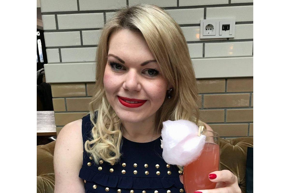 Ela foi ao hospital e o médico disse que as dores eram gases