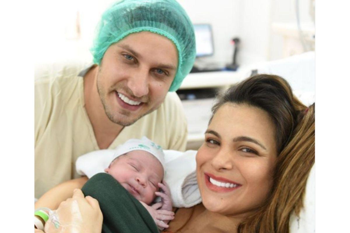 O bebê nasceu no dia 25 de setembro