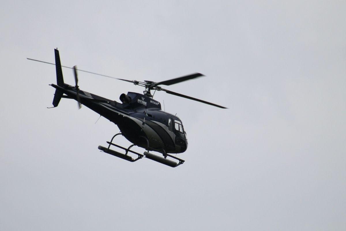 Helicóptero particular cai em Angra dos Reis durante tempestade