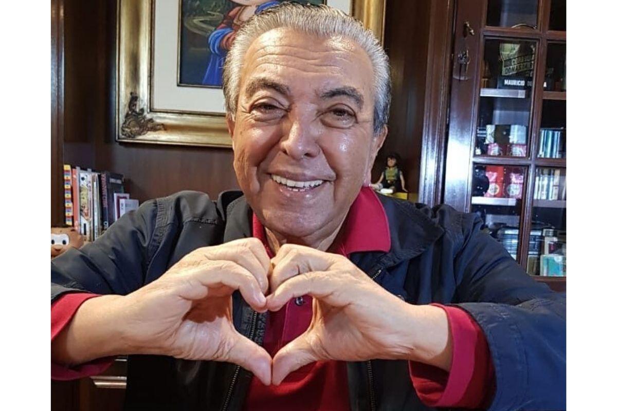 Mauro compartilhou foto antes e depois com Maurício de Souza