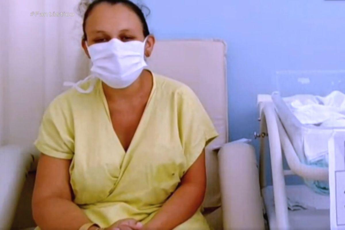 Mulher dá à luz gêmeos durante viagem de ônibus