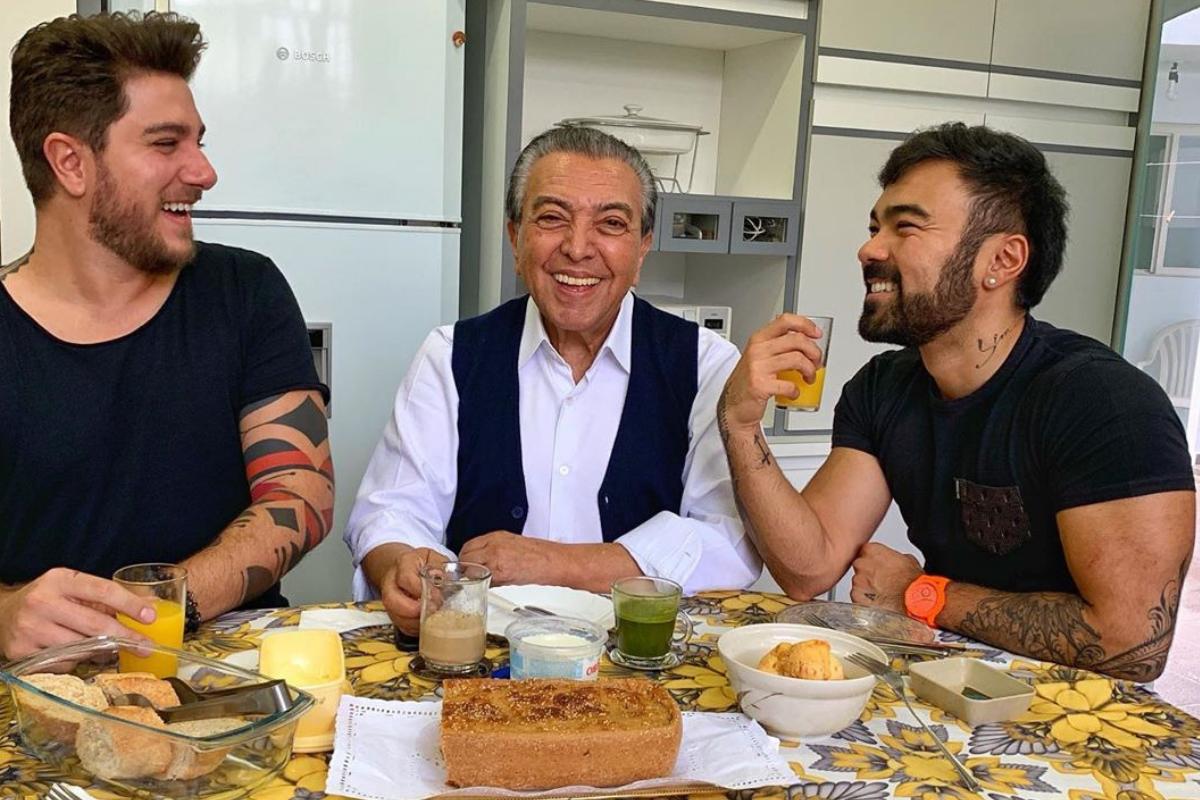 Mauro e Maurício, com 50 anos de diferença entre um registro e outro