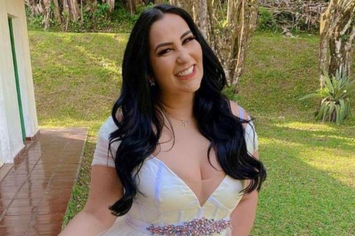 Publicação de Fabíola Gadelha ao lado de Bruno Amaral anunciando gravidez do terceiro filho