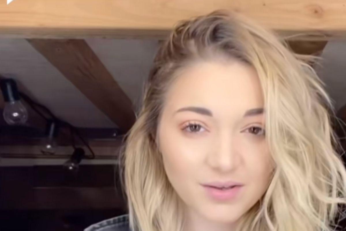 Mãe viraliza após compartilhar rotina de sono da filha