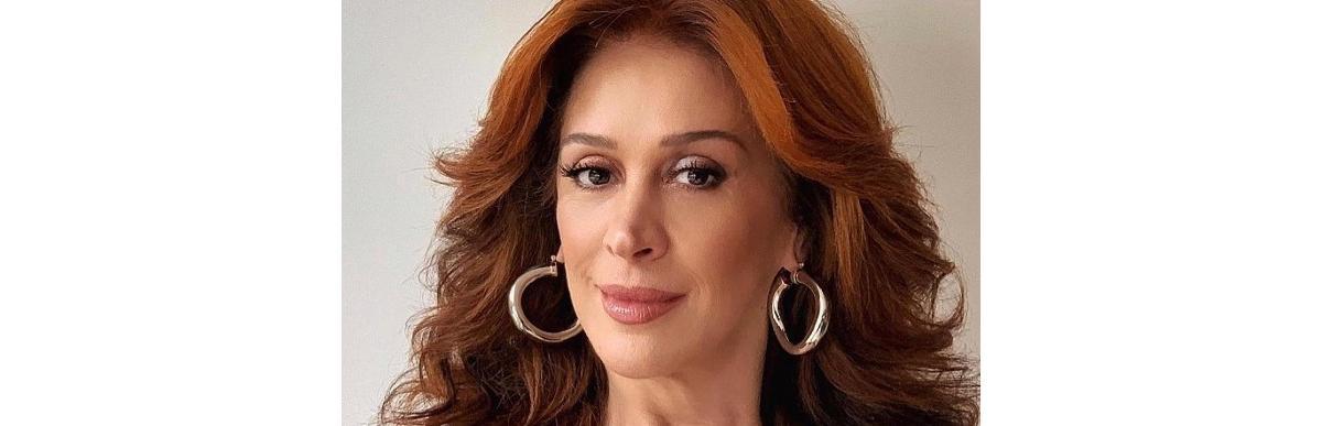 Ator imita Claudia Raia e engana a mãe