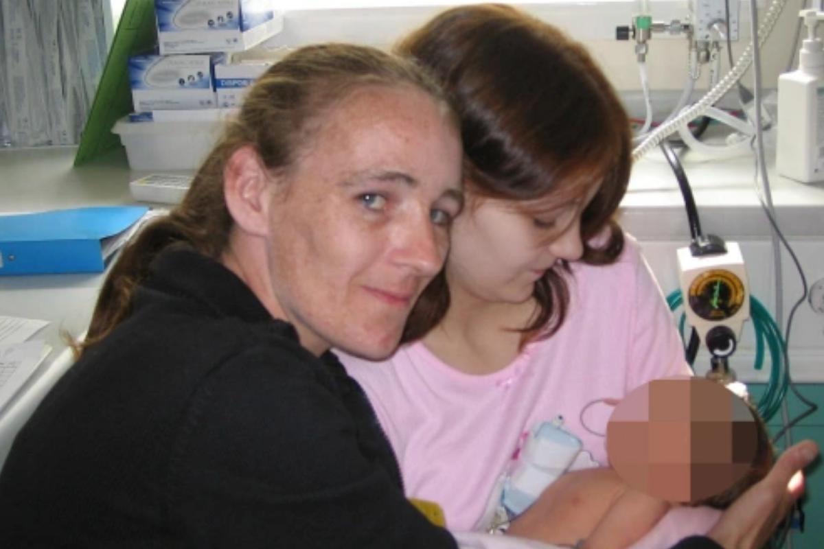 A jovem deu à luz aos 12 anos de idade