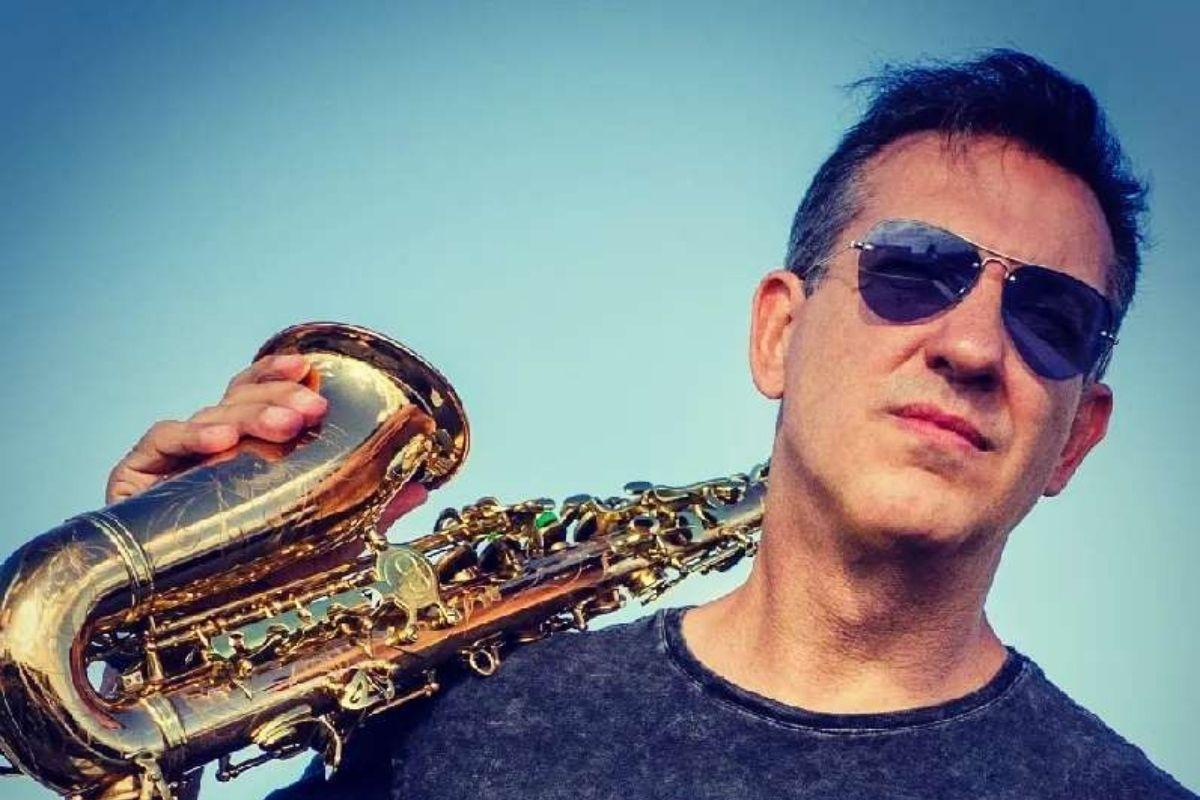 André trabalhou no Los Angeles Police Department como Oficial 1o Tenente ◽ Capelão 1082