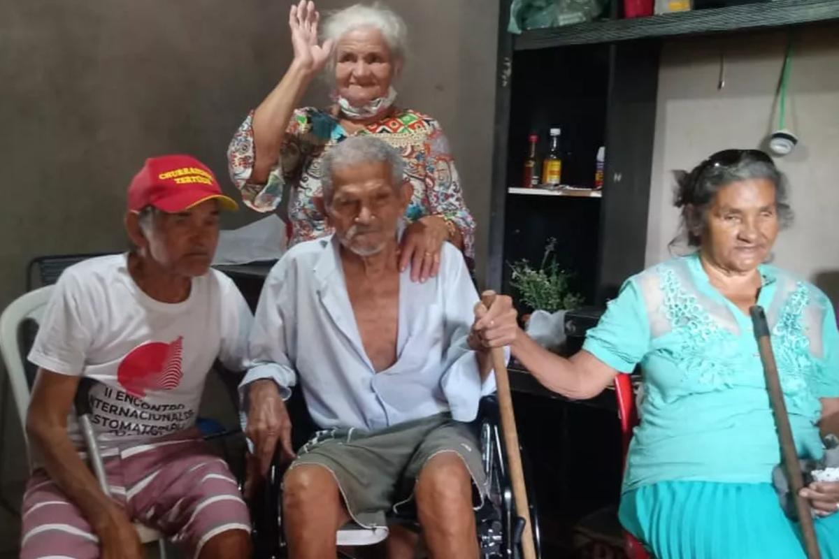 Com a ajuda dos netos, a Maria conseguiu reencontrar os irmãos após passar 70 anos sem vê-los