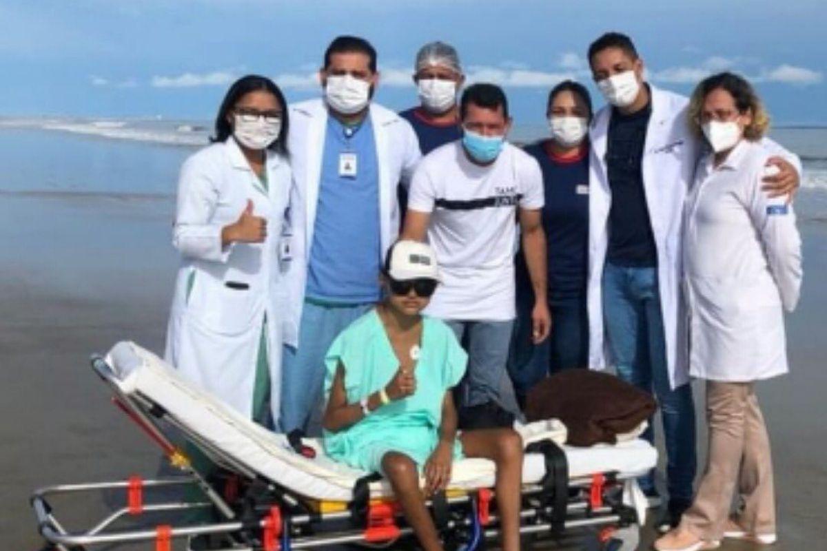 O paciente visitou o mar pela primeira vez