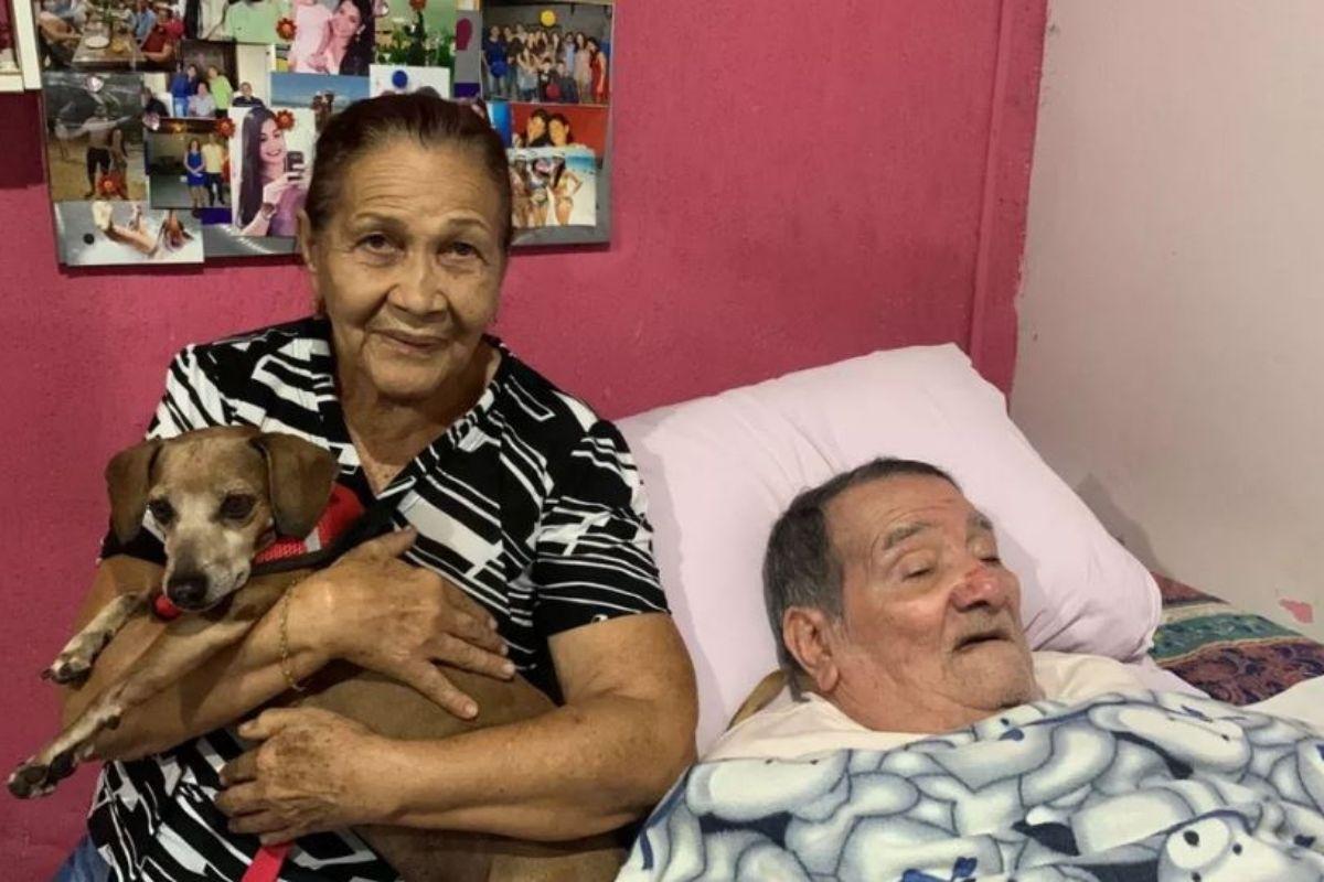 O cachorro chamou a cuidadora assim que viu o fogo