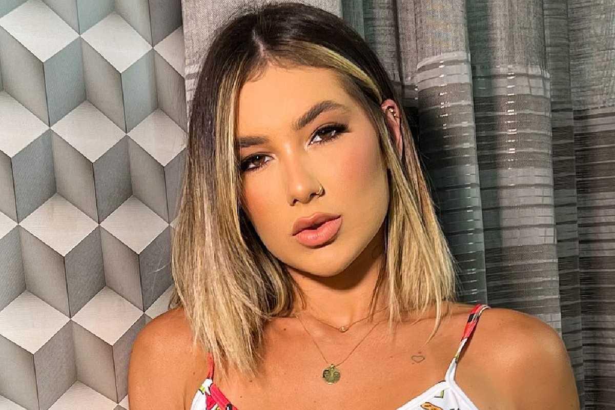 Virginia ainda colocou os stories ao som de Zé Felipe