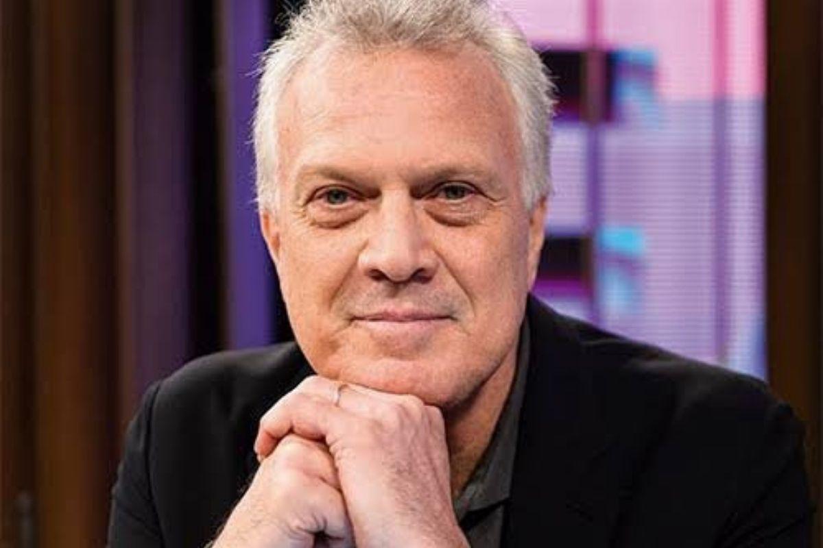 Pedro Bial mostra foto rara das filhas caçulas e da esposa