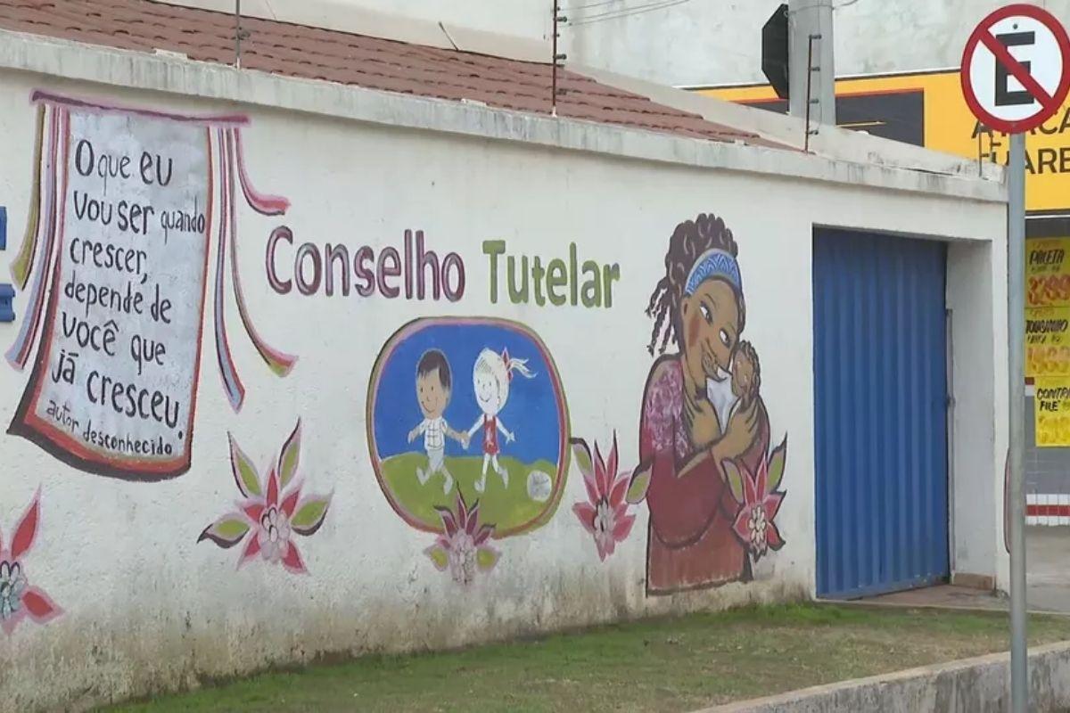 O conselheiro tutelar suspeito de assediar criança disse que foi “seduzido” pela vítima