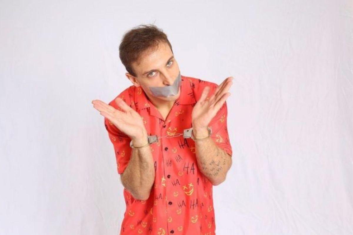 Humorista Leo Lins é demitido do SBT
