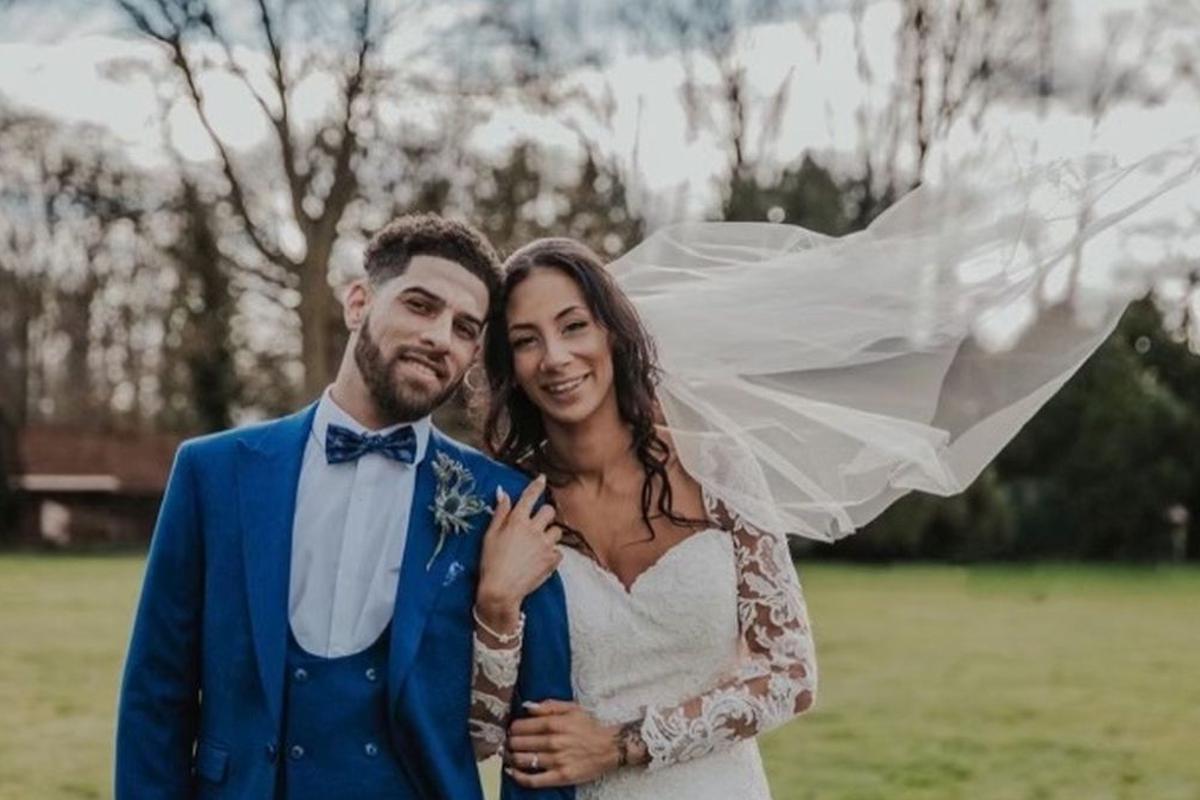 A mãe de 33 anos havia acabado de se casar com o marido e contou com ajuda dele para dar a notícia para os filhos