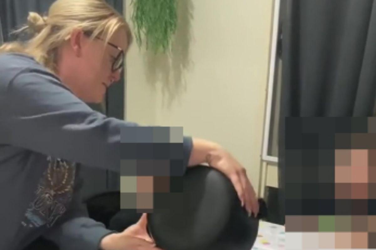 A mãe de dois recebeu críticas duríssimas por ter feito uma refeição “trend” com os filhos