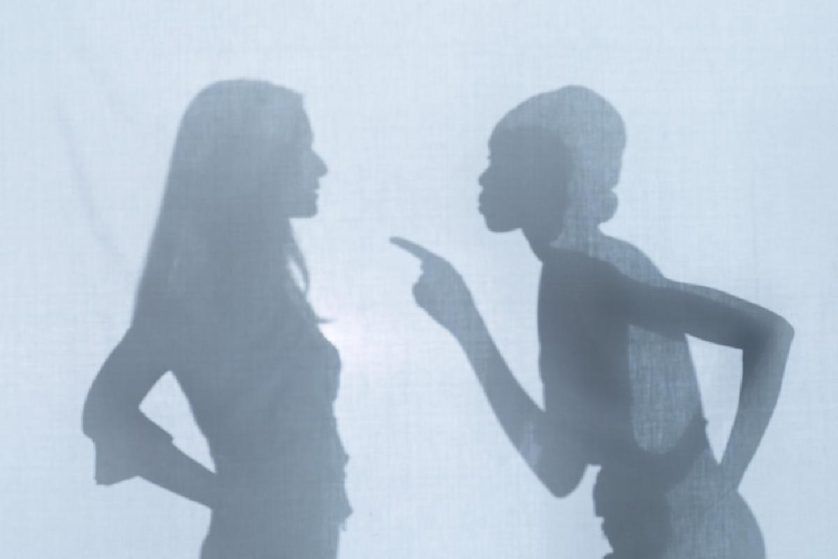 A mãe recebeu uma ligação da mãe da aniversariante após a festa