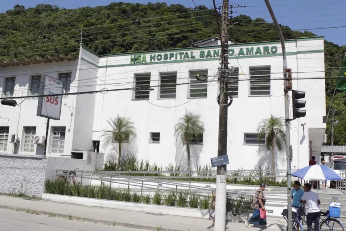 O caso foi registrado como morte acidental suspeita e segue em andamento na Delegacia Sede de Guarujá