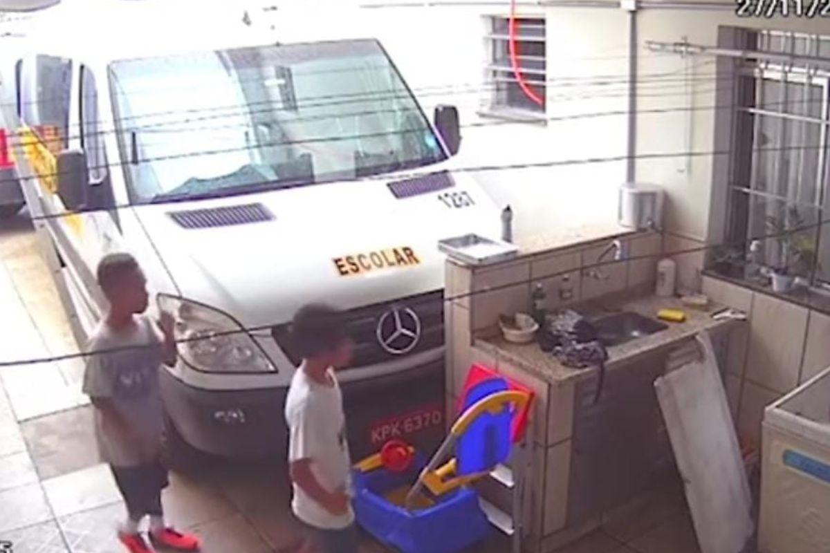 Montagem de Viviane Araújo com o marido e o filho deles