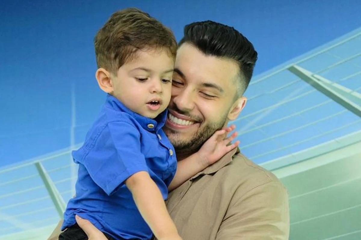 Filho de Marília Mendonça e Murilo Huff ganha festa com tema da Copa do Mundo