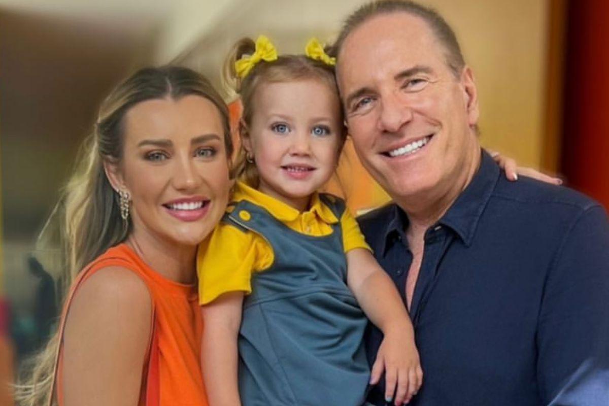 Filha de Ana Paula e Roberto Justus começa a ir para a escola