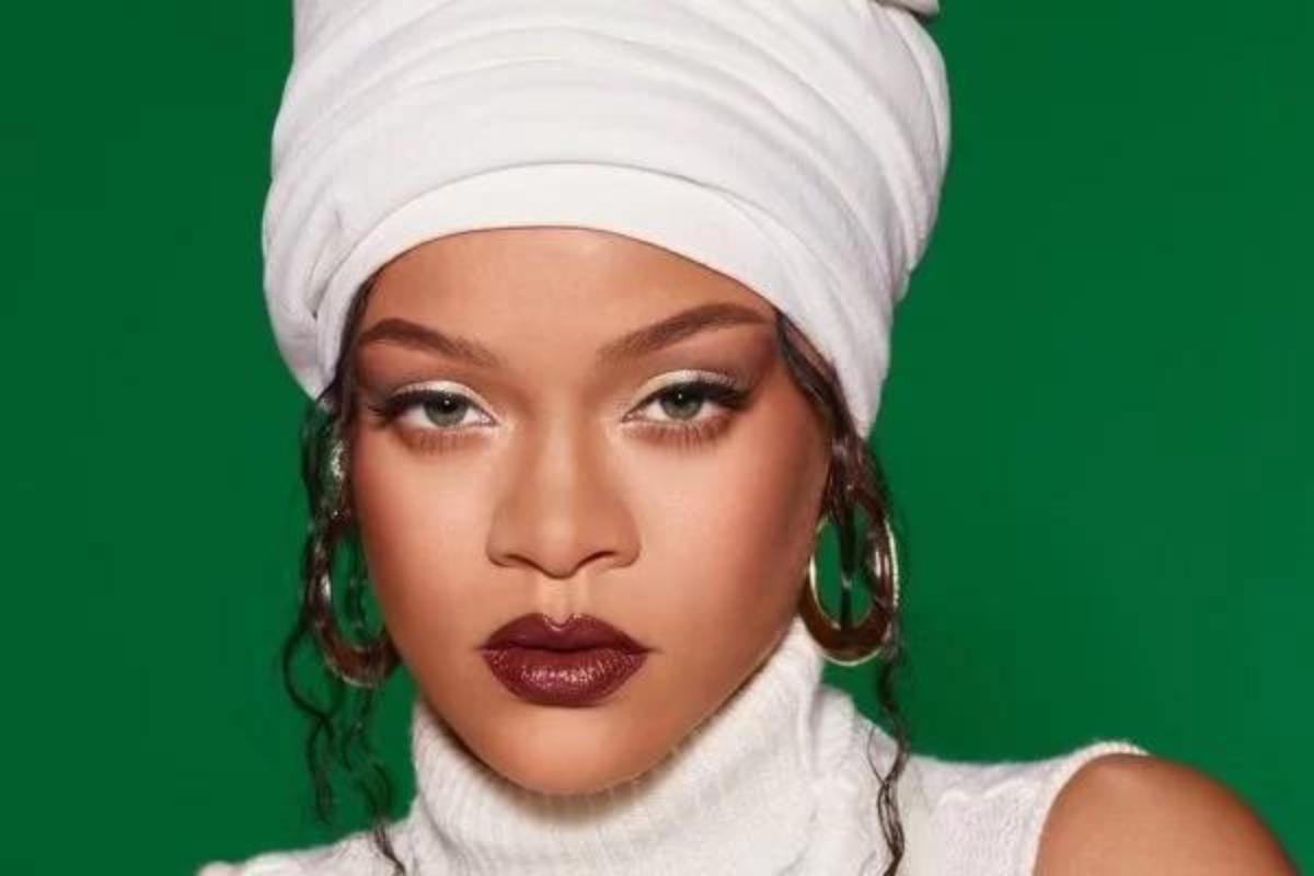 De acordo com revista, Rihanna está “mais feliz do que nunca” com segunda gravidez
