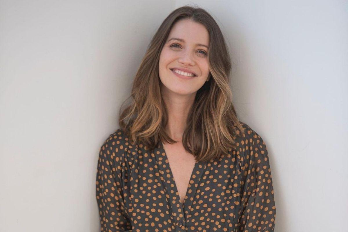Nathalia Dill com o marido e a filha