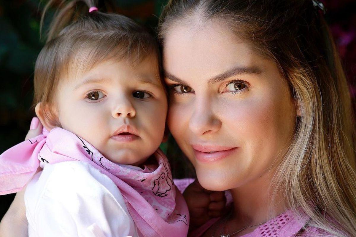 Bárbara Evans é criticada após filha chamar babá de mãe