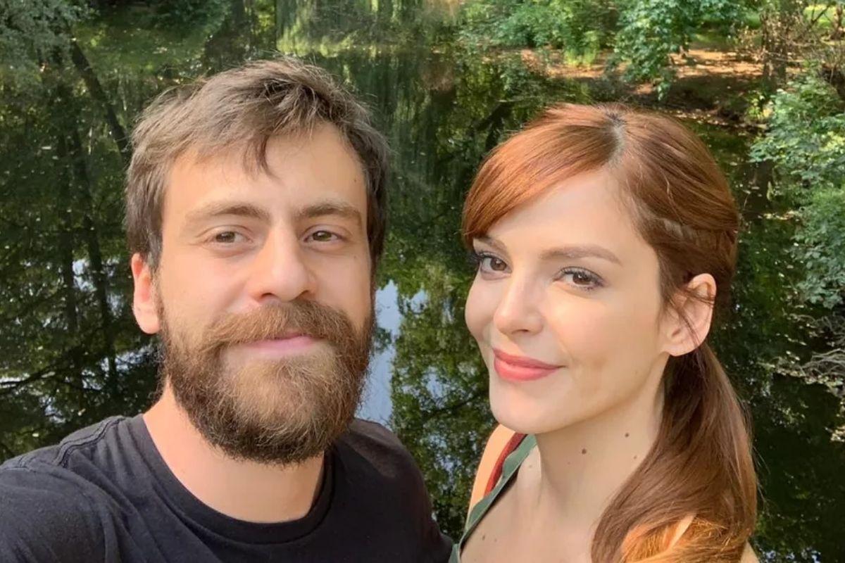 Titi Müller ao lado do filho e do ex-marido