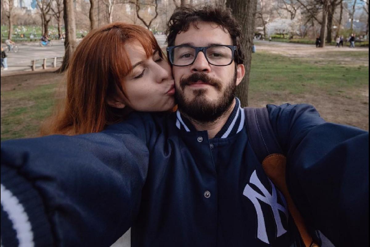 O homem ficou famoso por compartilhar textos que escrevia sobre a falecida esposa