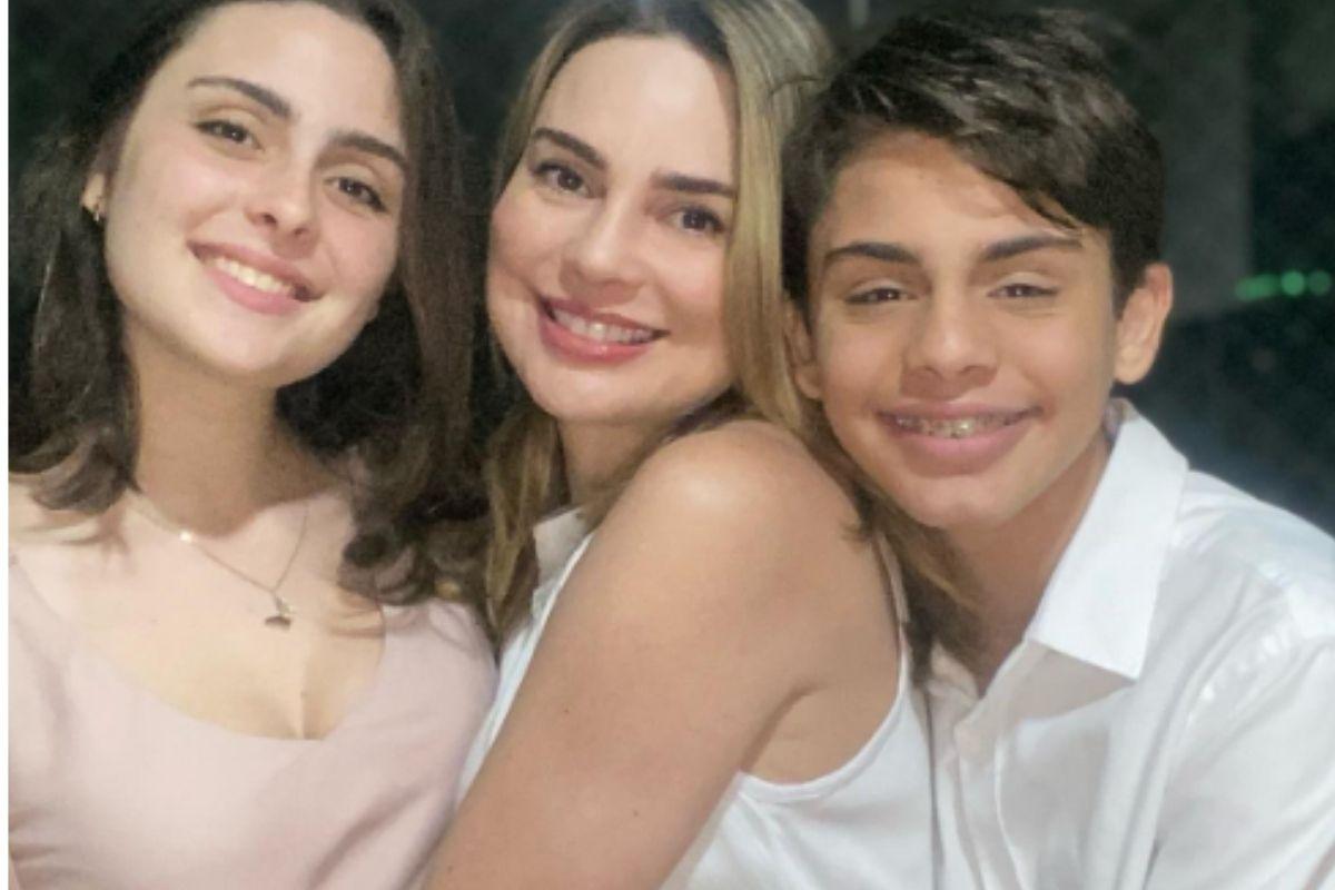 Raquel é jornalista e mãe de dois filhos, Clara e Gabriel, e está participando da 15ª edição da Fazenda